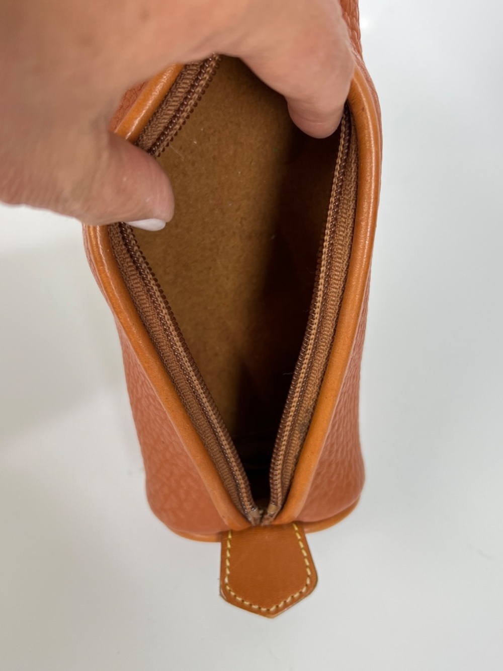 3 Pc Vintage Dooney & Bourke Madison Checkbook Wallet, Cosmetic Bag, Key Holder - Picture 11 of 16